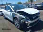 2022 Tesla Model Y Long Range z VIN 7SAYGDEE3NF363270, wystawiony jako IAAI lot #42708934 z przebiegiem 39 994 mil mil oraz . Historia ofert i sprzedaży dostępna na DreamBid. Obrazek 1.