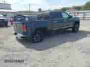 2018 GMC Sierra 1500 SLT z VIN 3GTU2NEC1JG470434, wystawiony jako IAAI lot #43335361 z przebiegiem 79 283 mil mil oraz . Historia ofert i sprzedaży dostępna na DreamBid. Obrazek 4.