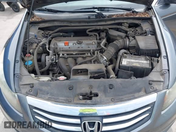 2011 Honda Accord EX z VIN 1HGCP2F78BA045470, wystawiony jako IAAI lot #42389464 z przebiegiem 118 045 mil mil oraz . Historia ofert i sprzedaży dostępna na DreamBid. Obrazek 10.