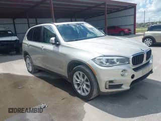 2016 BMW X5 xDrive35i с VIN 5UXKR0C53G0P34114, выставлен на аукционе IAAI как лот 43324838 с пробегом 73 886 миль миль и . История ставок и продаж доступна на DreamBid. Изображение 1.