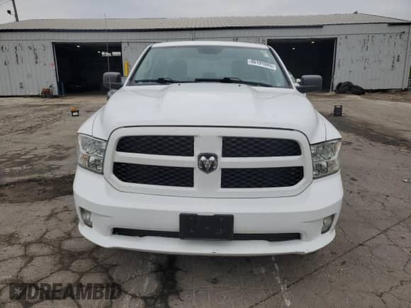 2016 Ram 1500 Tradesman z VIN 1C6RR7FG8GS276555, wystawiony jako Copart lot #86191045 z przebiegiem 206 948 mil mil oraz Czysty tytuł • Clean title. Historia ofert i sprzedaży dostępna na DreamBid. Obrazek 5.