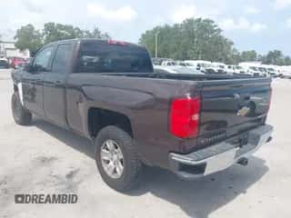 2016 Chevrolet Silverado 1500 LT z VIN 1GCVKREC6GZ221485, wystawiony jako IAAI lot #42993049 z przebiegiem 145 488 mil mil oraz . Historia ofert i sprzedaży dostępna na DreamBid. Obrazek 3.