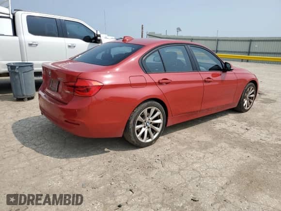 2016 BMW 3 Series 320i xDrive с VIN WBA8A3C57GK690009, выставлен на аукционе Copart как лот 71283375 с пробегом 117 504 миль миль и Списание • Salvage title. История ставок и продаж доступна на DreamBid. Изображение 3.