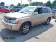 2004 Toyota Highlander with VIN JTEEP21A140025561, listed as a IAAI auction lot 42601941 with 163,633 mi miles and . Bid and sale history available at DreamBid. Image 2.