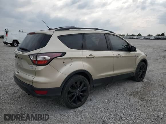 2018 Ford Escape SE with VIN 1FMCU9GD2JUC86096, listed as a Copart auction lot 71804785 with 78,090 mi miles and Clean title. Bid and sale history available at DreamBid. Image 3.