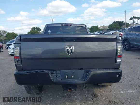 2019 Ram 1500 Tradesman с VIN 1C6RR6FT0KS733813, выставлен на аукционе IAAI как лот 41618317 с пробегом 46 597 миль миль и . История ставок и продаж доступна на DreamBid. Изображение 16.
