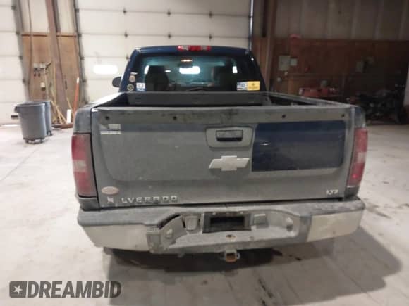 2009 Chevrolet Silverado 1500 LTZ z VIN 1GCEK39J19Z274622, wystawiony jako IAAI lot #41352625 z przebiegiem 213 255 mil mil oraz . Historia ofert i sprzedaży dostępna na DreamBid. Obrazek 16.