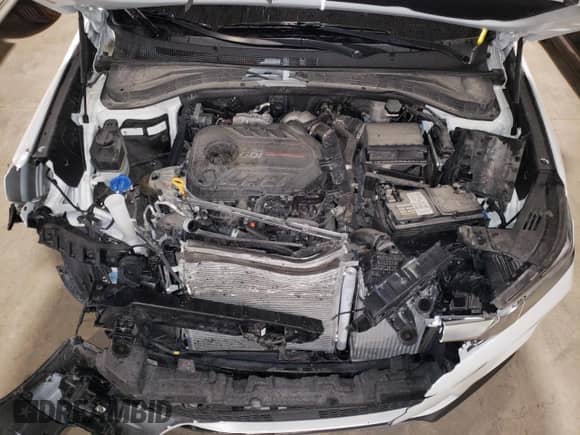 2019 Hyundai Santa Fe Ultimate with VIN 5NMS5CAA4KH118025, listed as a Copart auction lot 63428112 with 28,852 mi miles and . Bid and sale history available at DreamBid. Image 7.