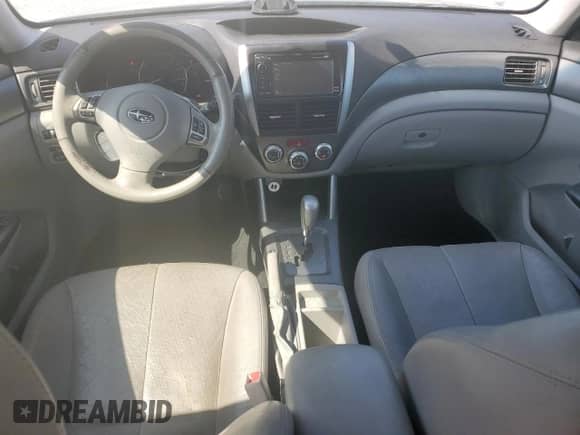 2013 Subaru Forester X Limited z VIN JF2SHAFC9DH413830, wystawiony jako Copart lot #61858345 z przebiegiem 145 162 mil mil oraz Szkoda całkowita • Salvage title. Historia ofert i sprzedaży dostępna na DreamBid. Obrazek 8.