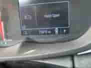 2020 Chevrolet Trax LS z VIN KL7CJKSB7LB052283, wystawiony jako Copart lot #71732825 z przebiegiem 70 819 mil mil oraz Czysty tytuł • Clean title. Historia ofert i sprzedaży dostępna na DreamBid. Obrazek 8.