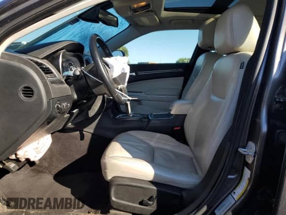 2017 Chrysler 300 Limited с VIN 2C3CCAAG4HH661855, выставлен на аукционе Copart как лот 84787075 с пробегом 148 336 миль миль и Списание • Salvage title. История ставок и продаж доступна на DreamBid. Изображение 7.