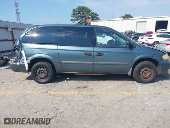 2007 Dodge Caravan SE with VIN 1D8GP24R47B171221, listed as a IAAI auction lot 43236339 with 260,237 mi miles and . Bid and sale history available at DreamBid. Image 13.