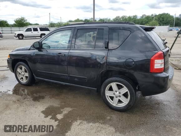 2008 Jeep Compass Sport с VIN 1J8FT470X8D573998, выставлен на аукционе Copart как лот 57999315 с пробегом Не указан миль и На запчасти • Non repairable. История ставок и продаж доступна на DreamBid. Изображение 2.