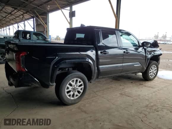 2024 Toyota Tacoma TRD Off Road with VIN 3TMLB5JN4RM068097, listed as a Copart auction lot 81422325 with 20,927 mi miles and Salvage title. Bid and sale history available at DreamBid. Image 3.