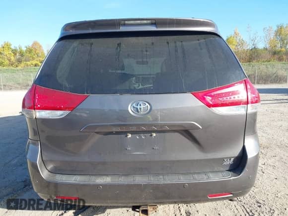 2012 Toyota Sienna XLE with VIN 5TDDK3DC5CS030615, listed as a IAAI auction lot 43358740 with 151,165 mi miles and . Bid and sale history available at DreamBid. Image 17.