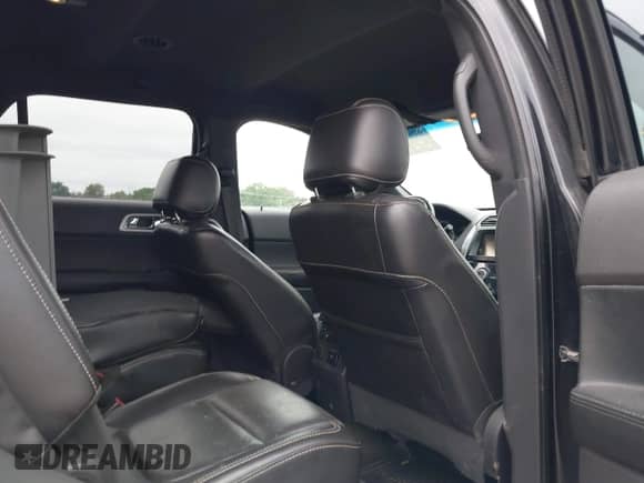 2013 Ford Explorer Sport z VIN 1FM5K8GT1DGC37748, wystawiony jako IAAI lot #40051130 z przebiegiem 179 793 mil mil oraz . Historia ofert i sprzedaży dostępna na DreamBid. Obrazek 8.