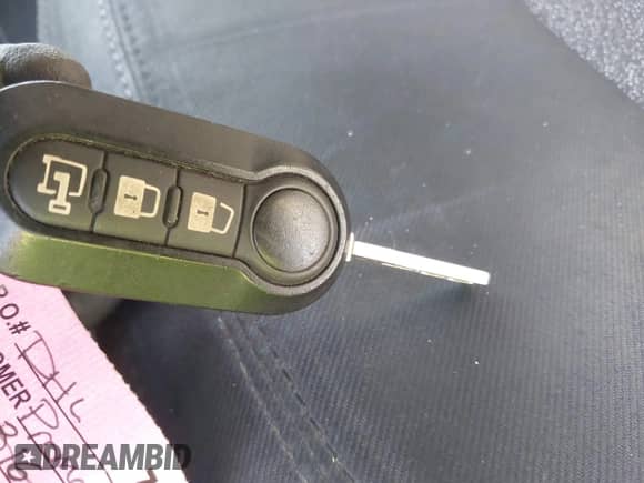 2021 Ram ProMaster z VIN 3C6ERVDG8ME505711, wystawiony jako IAAI lot #41444331 z przebiegiem 154 397 mil mil oraz . Historia ofert i sprzedaży dostępna na DreamBid. Obrazek 11.