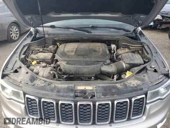 2019 Jeep Grand Cherokee Laredo E with VIN 1C4RJFAG3KC685762, listed as a Copart auction lot 81077165 with 149,447 mi miles and Clean title. Bid and sale history available at DreamBid. Image 12.