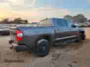 2020 Toyota Tundra Platinum с VIN 5TFGY5F15LX266288, выставлен на аукционе Copart как лот 81099515 с пробегом 124 933 миль миль и Списание • Salvage title. История ставок и продаж доступна на DreamBid. Изображение 3.