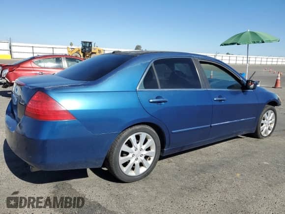 2006 Honda Accord EX-L z VIN 1HGCM66856A057669, wystawiony jako Copart lot #66043905 z przebiegiem 285 425 mil mil oraz Szkoda całkowita • Salvage title. Historia ofert i sprzedaży dostępna na DreamBid. Obrazek 3.