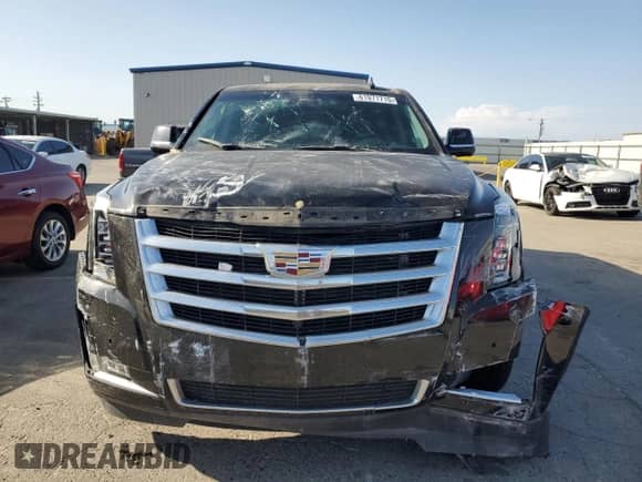 2018 Cadillac Escalade ESV Luxury с VIN 1GYS3HKJ0JR102104, выставлен на аукционе Copart как лот 61971715 с пробегом 74 688 миль миль и Списание • Salvage title. История ставок и продаж доступна на DreamBid. Изображение 5.
