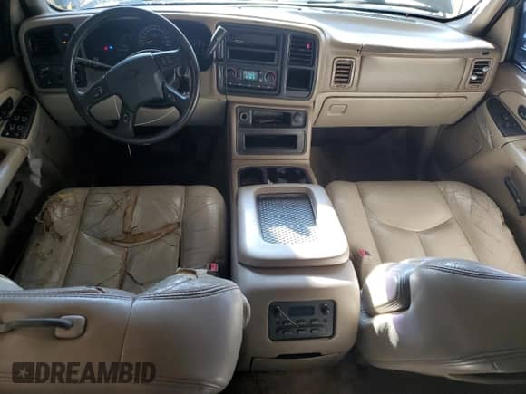 2003 Chevrolet Suburban LS с VIN 3GNFK16ZX3G243368, выставлен на аукционе Copart как лот 80399145 с пробегом 263 113 миль миль и Чистый • Clean title. История ставок и продаж доступна на DreamBid. Изображение 8.