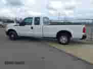 2013 Ford F-250 XL z VIN 1FT7X2A62DEA09882, wystawiony jako IAAI lot #41759945 z przebiegiem 56 894 mil mil oraz . Historia ofert i sprzedaży dostępna na DreamBid. Obrazek 14.