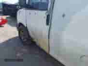 2007 Chevrolet Express Cargo z VIN 1GCFG15X971128422, wystawiony jako IAAI lot #42600669 z przebiegiem Nie podano mil oraz . Historia ofert i sprzedaży dostępna na DreamBid. Obrazek 6.