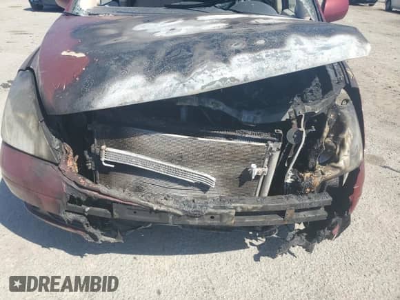 2008 Hyundai Entourage GLS с VIN KNDMC233786045066, выставлен на аукционе Copart как лот 48761135 с пробегом Не указан миль и Списание • Salvage title. История ставок и продаж доступна на DreamBid. Изображение 12.