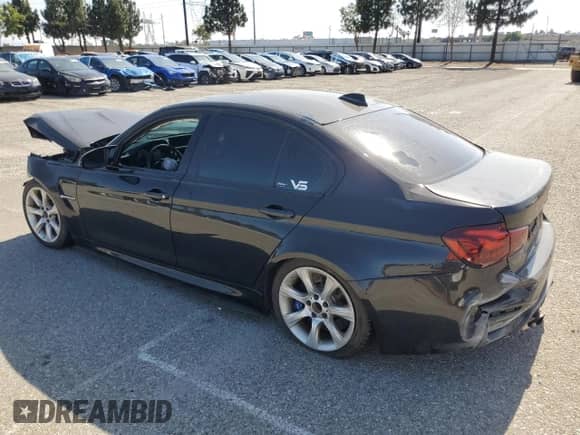 2016 BMW M3 с VIN WBS8M9C57G5D31217, выставлен на аукционе Copart как лот 56387555 с пробегом Не указан миль и Списание • Salvage title. История ставок и продаж доступна на DreamBid. Изображение 2.