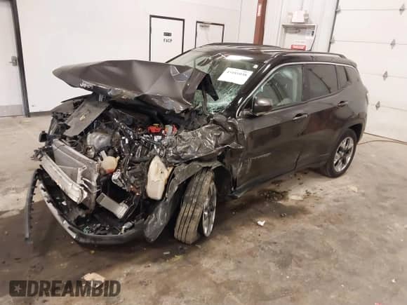 2020 Jeep Compass Limited with VIN 3C4NJDCB5LT163855, listed as a IAAI auction lot 43181038 with Not provided miles and . Bid and sale history available at DreamBid. Image 17.