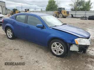 2012 Dodge Avenger SXT z VIN 1C3CDZCBXCN161633, wystawiony jako Copart lot #66879874 z przebiegiem 192 844 mil mil oraz Nie do naprawy • Non repairable. Historia ofert i sprzedaży dostępna na DreamBid. Obrazek 4.