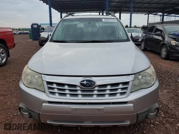 2011 Subaru Forester X Limited z VIN JF2SHAEC2BH728130, wystawiony jako Copart lot #85941235 z przebiegiem 101 564 mil mil oraz Czysty tytuł • Clean title. Historia ofert i sprzedaży dostępna na DreamBid. Obrazek 5.