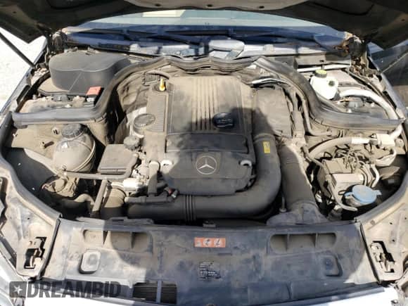 2012 Mercedes-Benz C 250 Sport z VIN WDDGF4HB9CR211388, wystawiony jako Copart lot #82665985 z przebiegiem 91 970 mil mil oraz Czysty tytuł • Clean title. Historia ofert i sprzedaży dostępna na DreamBid. Obrazek 11.