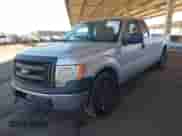 2013 Ford F-150 XL z VIN 1FTFX1CF8DKF43652, wystawiony jako IAAI lot #43358811 z przebiegiem 207 257 mil mil oraz . Historia ofert i sprzedaży dostępna na DreamBid. Obrazek 17.