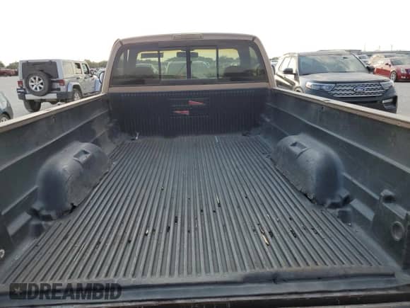 2001 Dodge 1500 с VIN 1B7HC16Z21S779218, выставлен на аукционе Copart как лот 75006144 с пробегом 110 124 миль миль и Списание • Salvage title. История ставок и продаж доступна на DreamBid. Изображение 10.