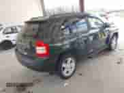 2010 Jeep Compass Latitude с VIN 1J4NF1FB0AD622928, выставлен на аукционе IAAI как лот 42651565 с пробегом 113 997 миль миль и . История ставок и продаж доступна на DreamBid. Изображение 4.