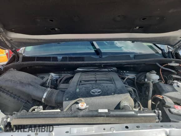 2019 Toyota Tundra SR5 с VIN 5TFDY5F19KX803083, выставлен на аукционе Copart как лот 70748285 с пробегом Не указан миль и Списание • Salvage title. История ставок и продаж доступна на DreamBid. Изображение 11.