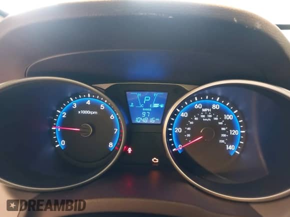 2015 Hyundai Tucson Limited z VIN KM8JUCAG6FU076471, wystawiony jako IAAI lot #43204604 z przebiegiem 104 816 mil mil oraz . Historia ofert i sprzedaży dostępna na DreamBid. Obrazek 7.