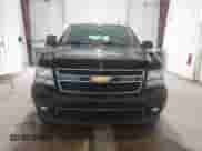 2013 Chevrolet Suburban LT z VIN 1GNSKJE77DR302747, wystawiony jako IAAI lot #42692498 z przebiegiem 205 265 mil mil oraz . Historia ofert i sprzedaży dostępna na DreamBid. Obrazek 12.