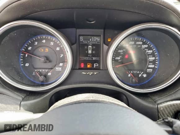 2012 Jeep Grand Cherokee SRT-8 z VIN 1C4RJFDJ2CC352056, wystawiony jako Copart lot #64309145 z przebiegiem 114 808 mil mil oraz Czysty tytuł • Clean title. Historia ofert i sprzedaży dostępna na DreamBid. Obrazek 9.