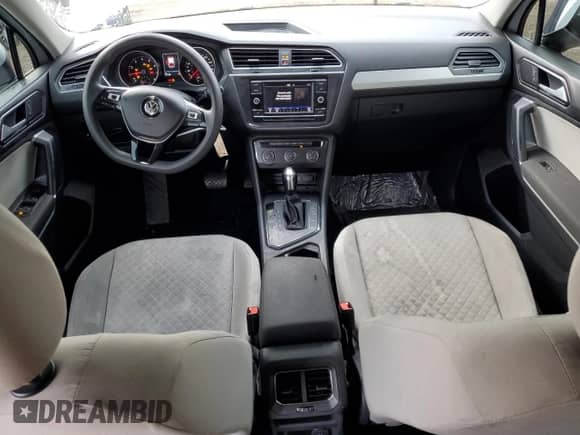 2018 Volkswagen Tiguan S with VIN 3VV1B7AX4JM071186, listed as a Copart auction lot 68552955 with 117,126 mi miles and Salvage title. Bid and sale history available at DreamBid. Image 8.