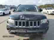 2014 Jeep Compass Sport z VIN 1C4NJDBB9ED544845, wystawiony jako Copart lot #81043775 z przebiegiem 61 554 mil mil oraz Czysty tytuł • Clean title. Historia ofert i sprzedaży dostępna na DreamBid. Obrazek 5.
