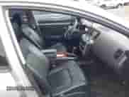 2009 Nissan Murano S z VIN JN8AZ18W09W110876, wystawiony jako IAAI lot #43030431 z przebiegiem 234 139 mil mil oraz . Historia ofert i sprzedaży dostępna na DreamBid. Obrazek 5.