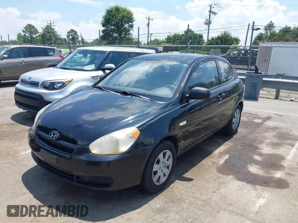 2010 Hyundai Accent GS z VIN KMHCM3AC6AU149904, wystawiony jako IAAI lot #42637800 z przebiegiem 191 818 mil mil oraz . Historia ofert i sprzedaży dostępna na DreamBid. Obrazek 18.