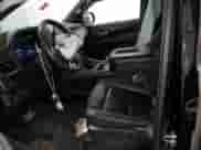 2022 Chevrolet Suburban LT z VIN 1GNSCCKD5NR188946, wystawiony jako Copart lot #43946085 z przebiegiem 107 342 mil mil oraz Czysty tytuł • Clean title. Historia ofert i sprzedaży dostępna na DreamBid. Obrazek 7.