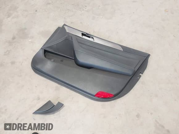 2018 Hyundai Sonata SEL with VIN 5NPE34AF1JH715574, listed as a IAAI auction lot 43010843 with 90,189 mi miles and . Bid and sale history available at DreamBid. Image 12.