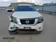 2014 Nissan Pathfinder S z VIN 5N1AR2MM2EC728309, wystawiony jako Copart lot #70169765 z przebiegiem 156 149 mil mil oraz Szkoda całkowita • Salvage title. Historia ofert i sprzedaży dostępna na DreamBid. Obrazek 5.