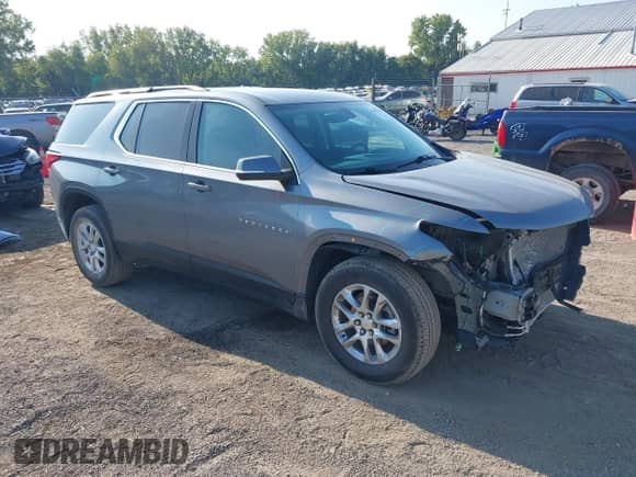 2021 Chevrolet Traverse LT Cloth z VIN 1GNERGKW3MJ157258, wystawiony jako IAAI lot #43197252 z przebiegiem 35 884 mil mil oraz . Historia ofert i sprzedaży dostępna na DreamBid. Obrazek 1.