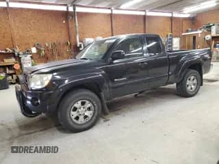 2007 Toyota Tacoma с VIN 5TEUU42N37Z409304, выставлен на аукционе Copart как лот 80808455 с пробегом 104 121 миль миль и Списание • Salvage title. История ставок и продаж доступна на DreamBid. Изображение 1.